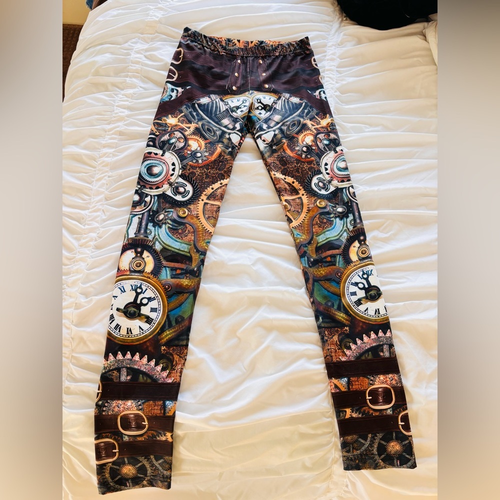 Women’s Steampunk Gear leggings - size small